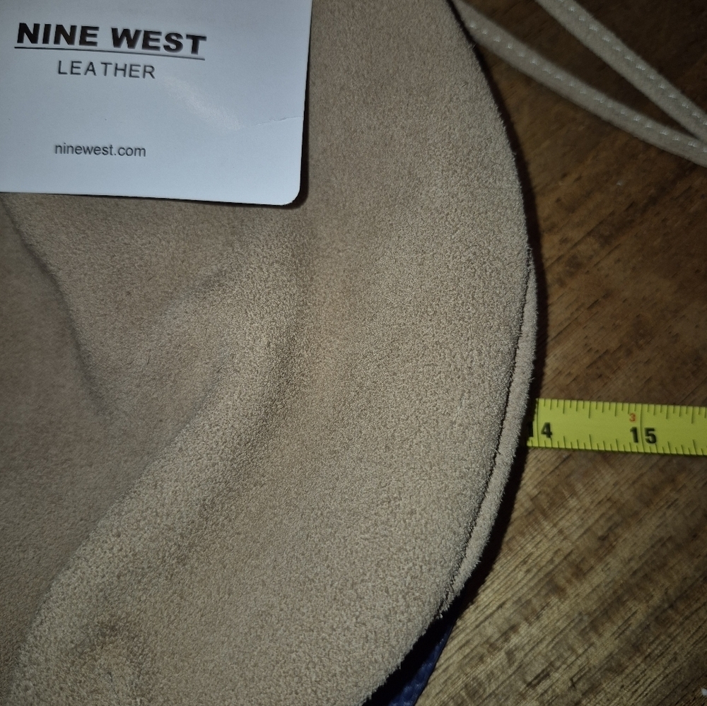 Nine West Vintage Tan Suede Leather Magnetic Closure. Hobo.L.13"×H.9" Drop 10". - Picture 12 of 16